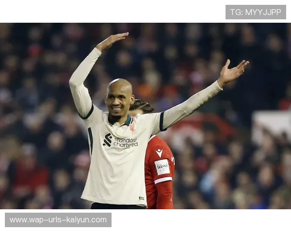 切尔西边线倒脚制造致命传中